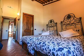 Villa Campo Valerio con Grande Piscina