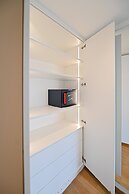 One & Only Lake View Apartment