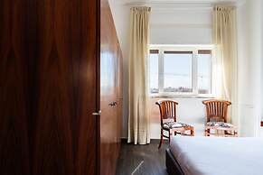 Gil s Penthouse by Wonderful Italy