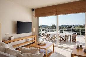 Vouliagmeni Exclusive Residence