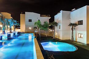 Calma Holiday Villas