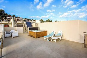 Calma Holiday Villas