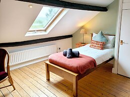 Bush Nook House