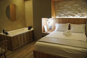 ONE APARTMENTS LLERAS