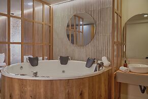 ONE APARTMENTS LLERAS