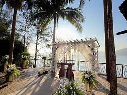 Summit Naturescer Eco Hotel