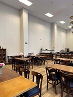 Summit Naturescer Eco Hotel