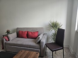 Light Spacious Almada Apartment