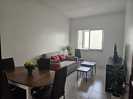 Light Spacious Almada Apartment