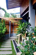 Mayfair Garden Resort