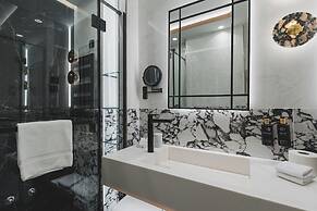 Luminoso Boutique Hotel
