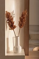 Olenia Suites