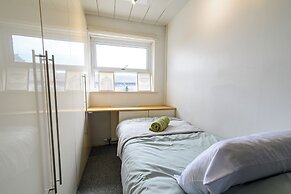 Relaxing 4BR Near City Centre
