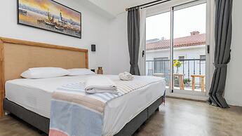 Moon Alaçatı adults only