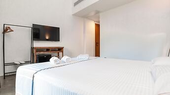 Moon Alaçatı adults only