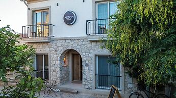 Moon Alaçatı adults only
