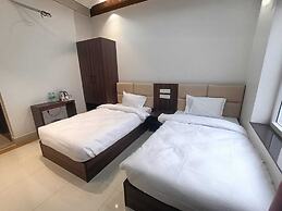 Hotel Adarsh