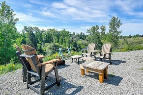 Fall River Cabin Retreat: On-site Fly Fishing!