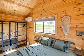 Fall River Cabin Retreat: On-site Fly Fishing!