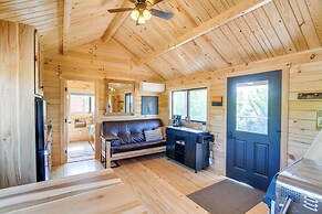 Fall River Cabin Retreat: On-site Fly Fishing!