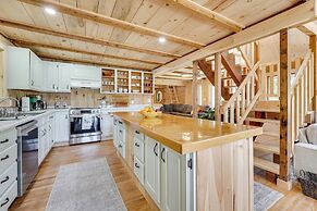 Dock + Kayaks: Annabessacook Lake Retreat!