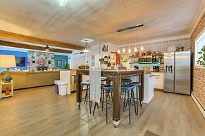 Updated Cabin w/ 2 Suites, Fire Pit & Forest Views