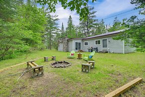 Updated Cabin w/ 2 Suites, Fire Pit & Forest Views