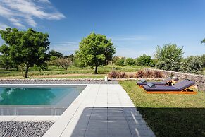 Scorzamara Exclusive Country Lodges - Private Pool or Jacuzzi