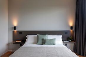 Scorzamara Exclusive Country Lodges - Private Pool or Jacuzzi