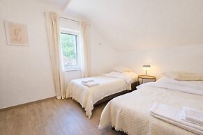 Airport Messe Apartments