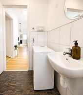 Airport Messe Apartments