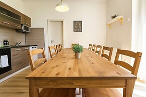 Airport Messe Apartments