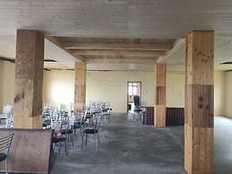 Varindavan Hotel & Restaurant