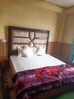 Varindavan Hotel & Restaurant