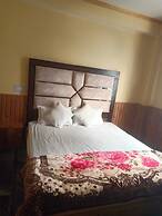 Varindavan Hotel & Restaurant