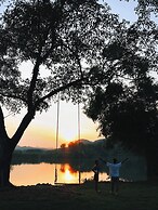 Va Riverside Retreat