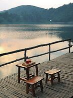 Va Riverside Retreat