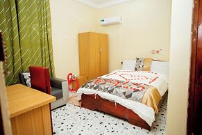 Unicymos Hotel