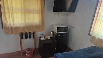 Los Pocitos Cabañas y Hotel