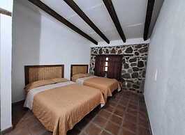 Los Pocitos Cabañas y Hotel