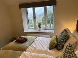Swirral Edge Cottage