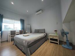 B-HOMEAWAY LUXURY
