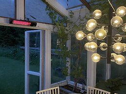 Cozy Summer Retreat in Graddo
