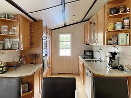 Cozy Summer Retreat in Graddo