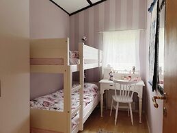 Cozy Summer Retreat in Graddo