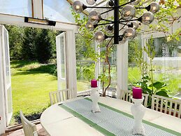 Cozy Summer Retreat in Graddo