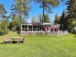 Cozy Summer Retreat in Graddo