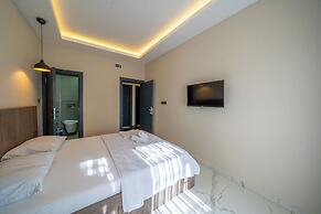 Tuna Butik Otel
