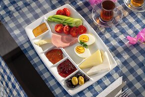 Tuna Butik Otel