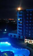 Modern Studio Poolside Balcony Near Mactan Airport